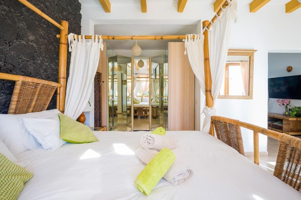 Villa La Isla By Rentaholidayslanzarote Πλάγια Μπλάνκα Εξωτερικό φωτογραφία