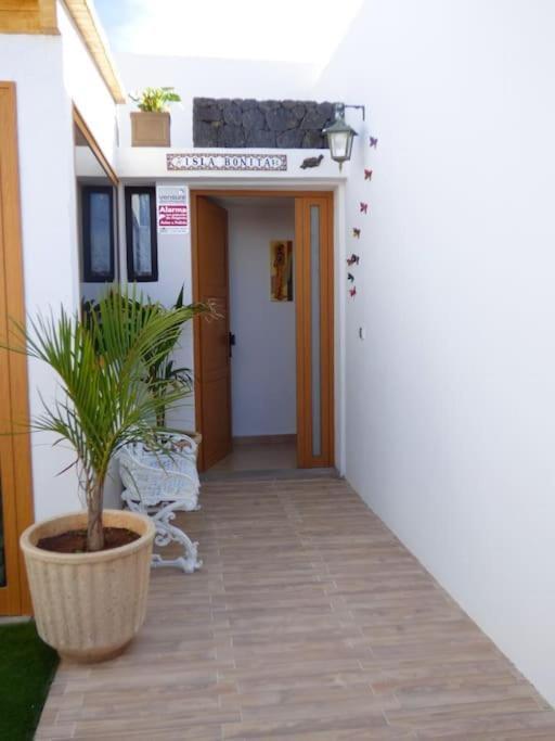 Villa La Isla By Rentaholidayslanzarote Πλάγια Μπλάνκα Εξωτερικό φωτογραφία