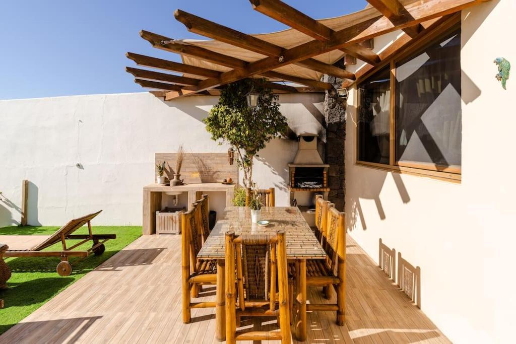 Villa La Isla By Rentaholidayslanzarote Πλάγια Μπλάνκα Εξωτερικό φωτογραφία